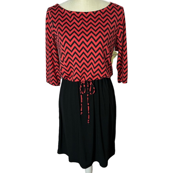 Chevron Print Blouson Dress - Picture 1 of 10